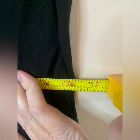 Petal and Pup Black Kamryn Maxi Dress - Picture 15 of 16